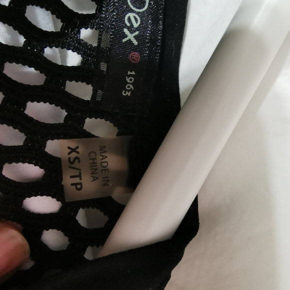 Dress - Picture 2 of 5